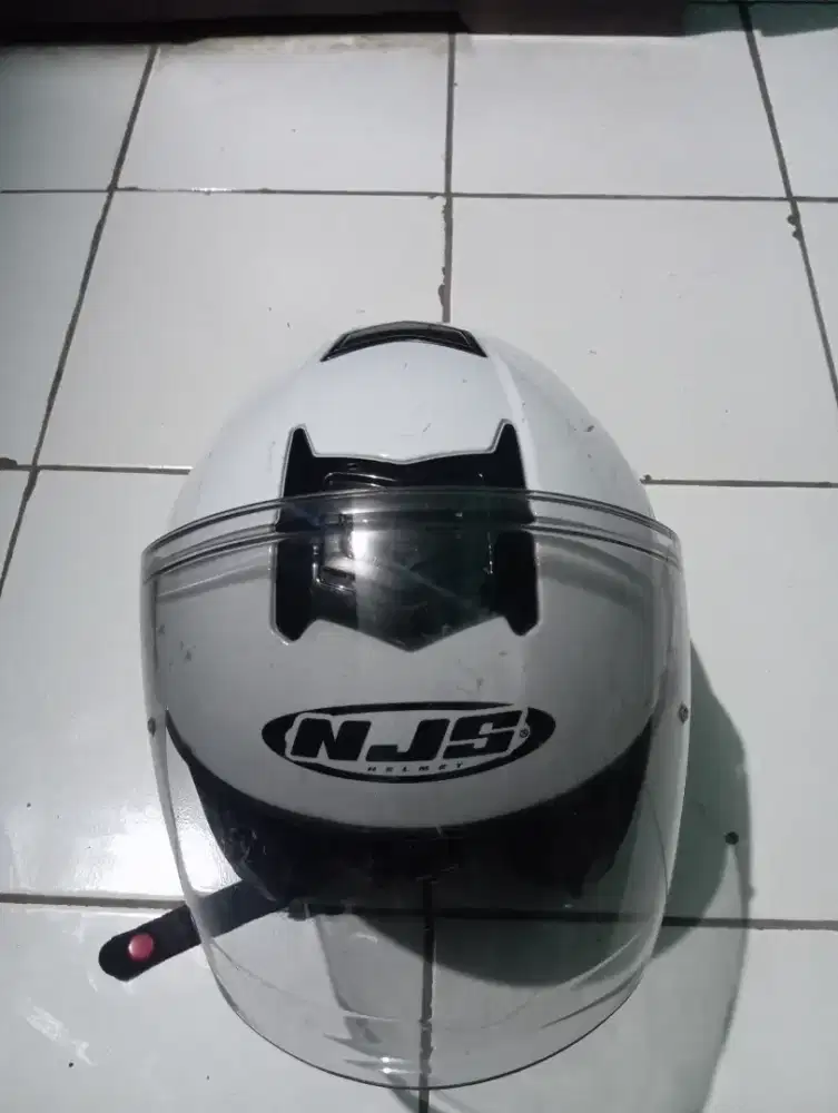 helm njs kairoz size L warna putih