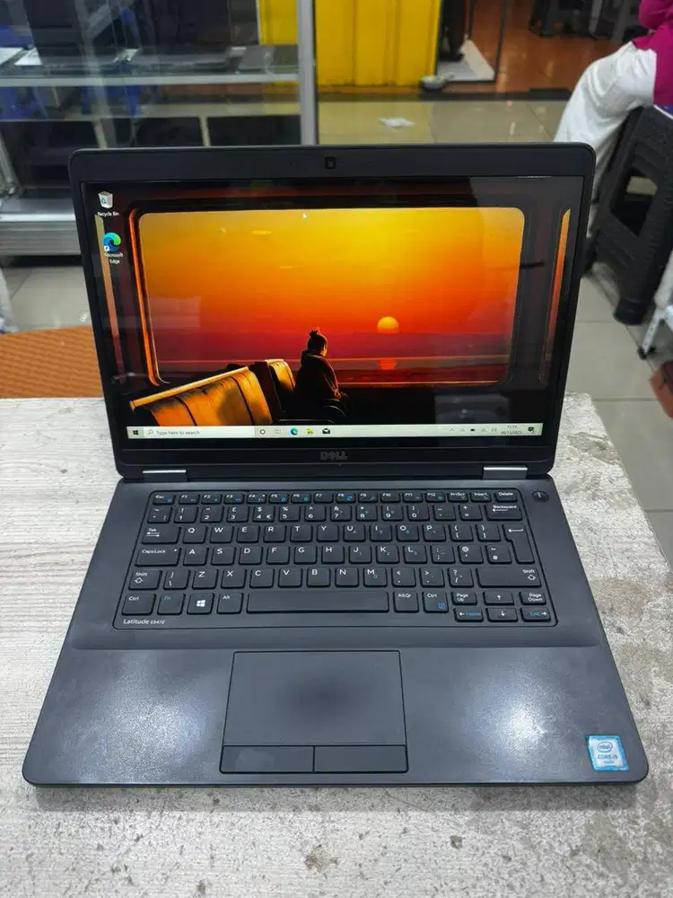 DELL  LATITUDE E5470 CORE I5 GEN 6 8/128 GB TOUCHSCREEN SECOND