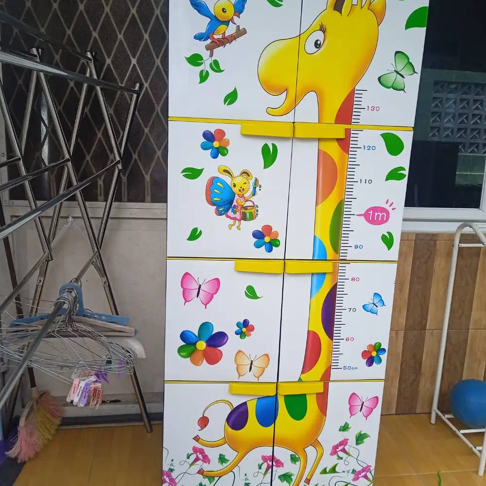 Lemari baju gantung plastik