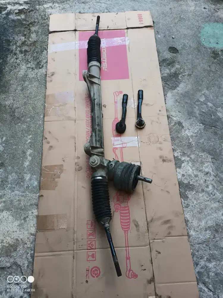 Gear rack plus tierod Nissan Serena 2015