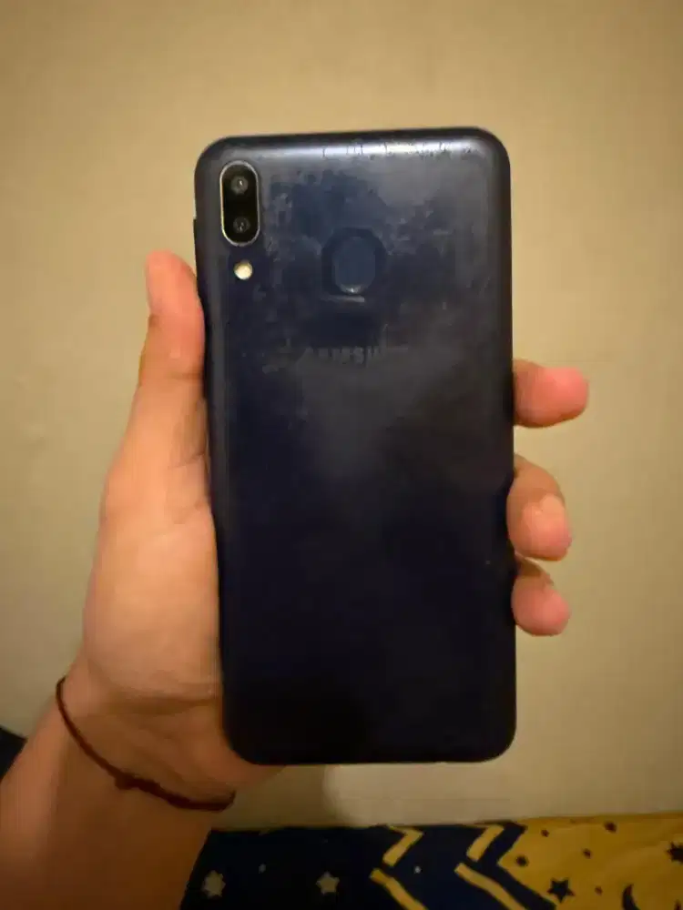 Samsung M20 blue