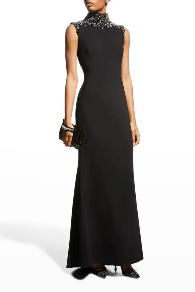 Freelance jahit halus dan pola