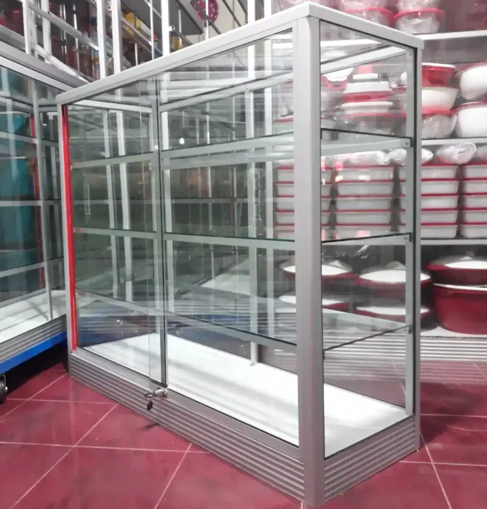 Etalase Kaca Serbaguna Dengan Pintu Geser Panjang 1,2 Meter