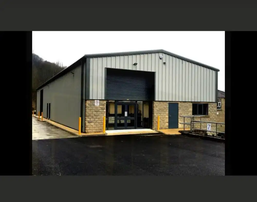 Dijual atau disewakan gudang legundi gresik