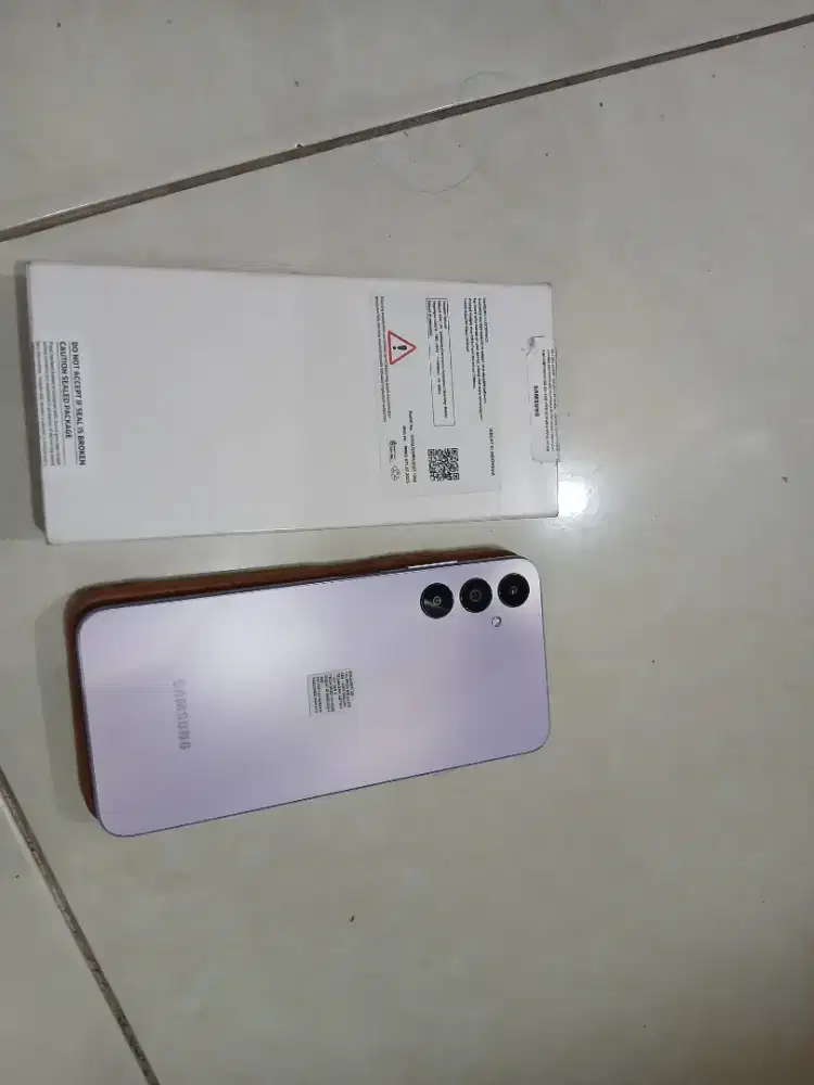 Lowongan jaga konter pulsa(wanita)