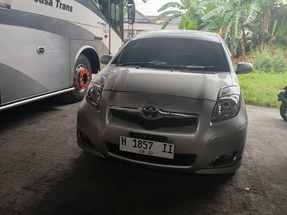 Toyota Yaris 2010 Bensin