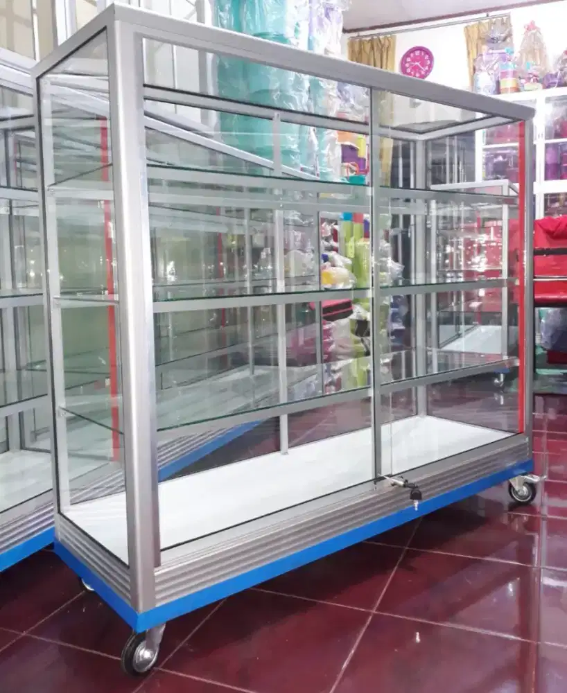 Etalase 1,2Mx1M RODA BESAR Harga Terjangkau