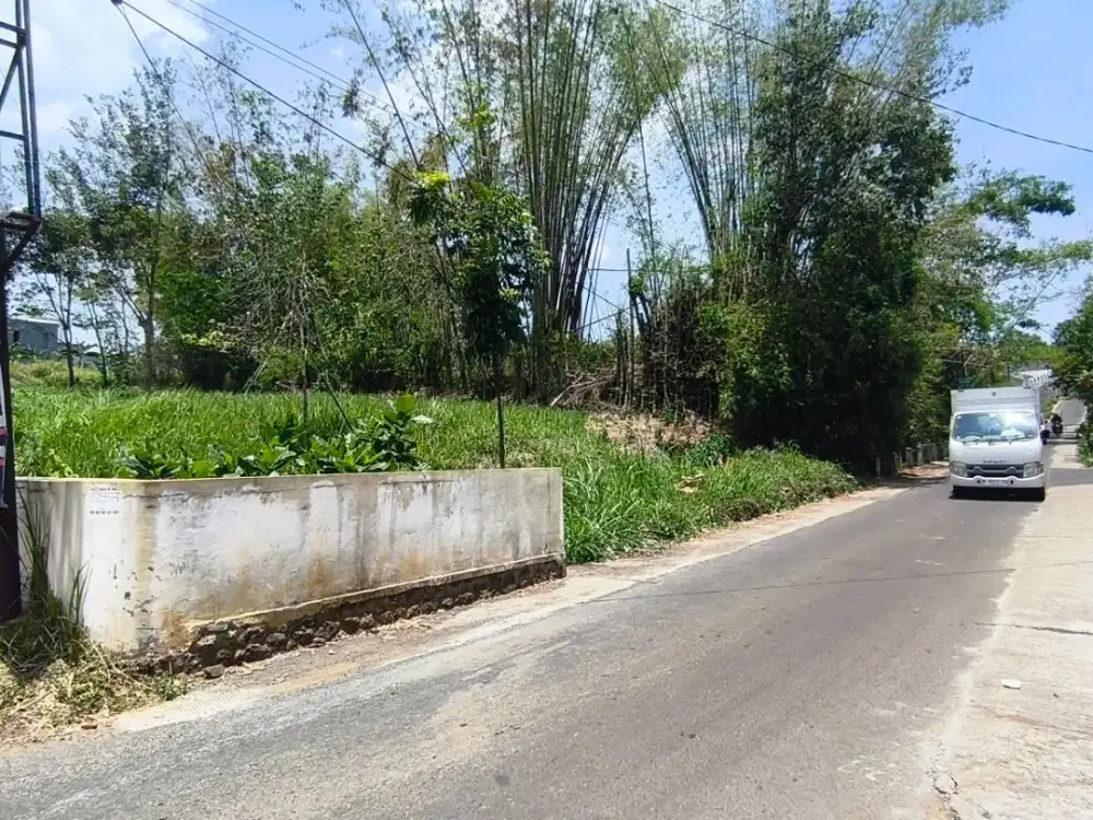 Tanah Poros Jalan Dekat Thursina Cocok Untuk Kost