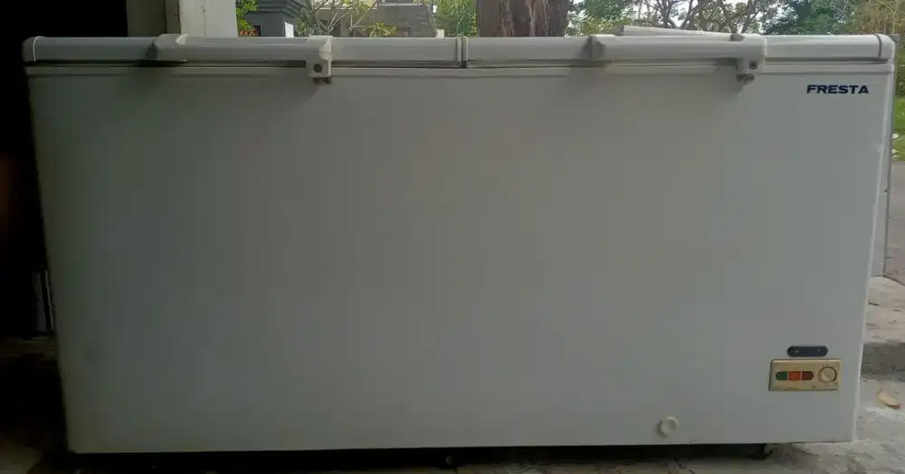 FREEZER BOX FRESTA 600 LITER!!