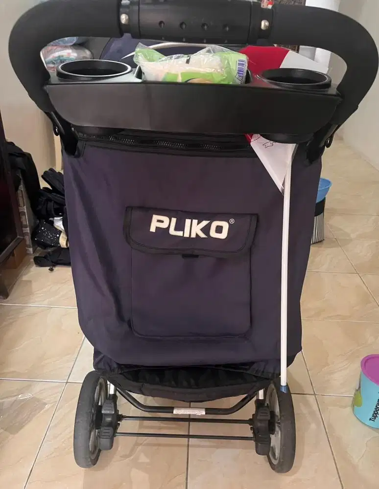 Dijual stroller bekas merk PLIKO seri Cabino