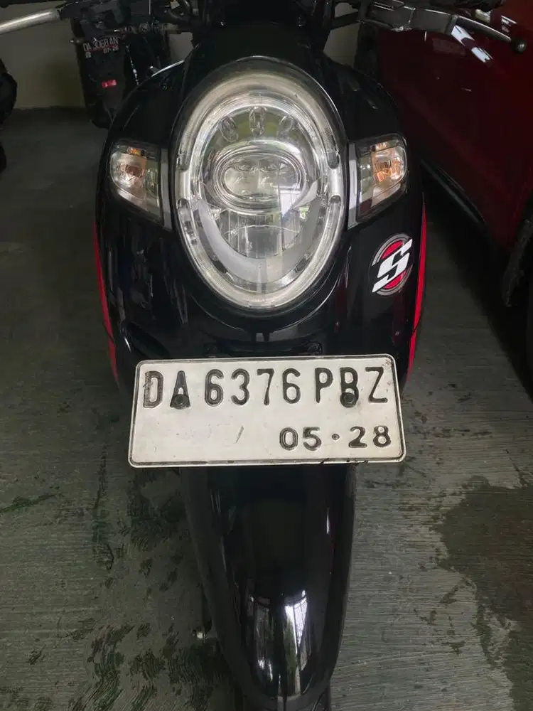 Scoopy hitam sporty 2018