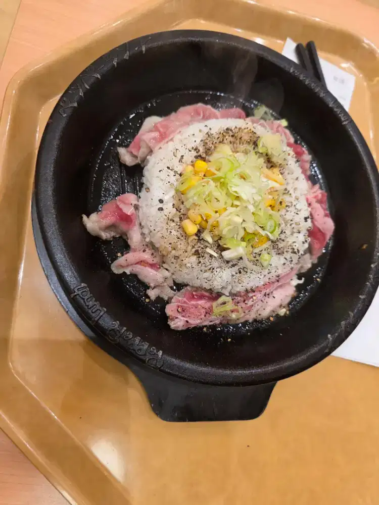 Dicari art serabutan harus bisa masak dan gosok