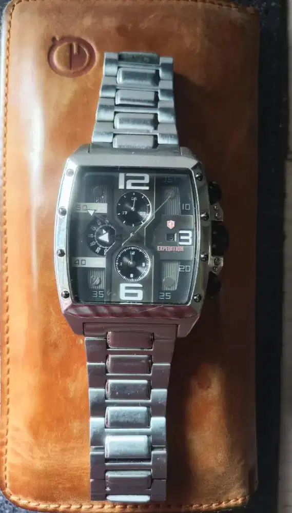 Jam Tangan Expedition Chronograph Model Petak Full Stainless Steel