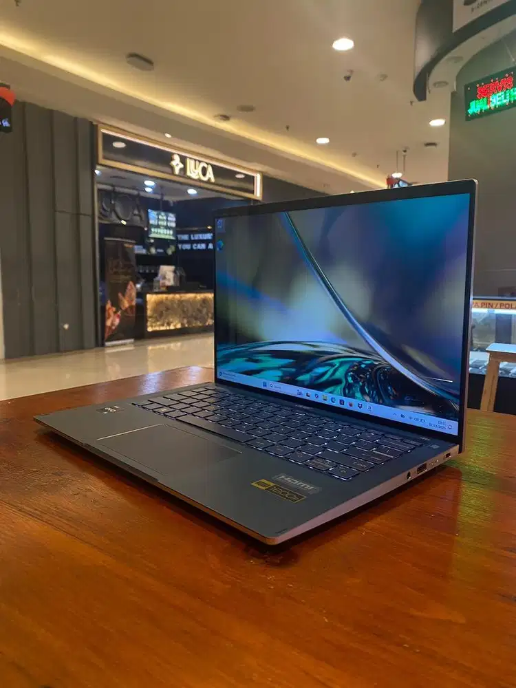 Acer Swift SF514-56T (touchscreen)