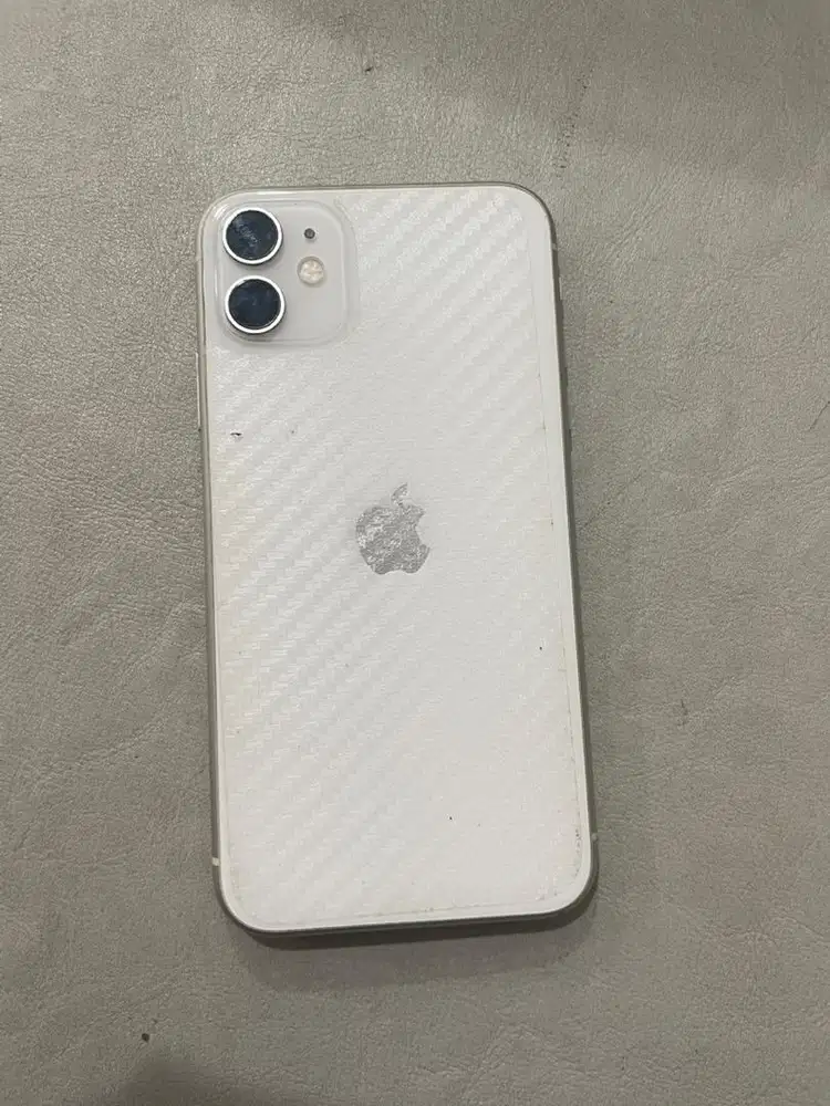 Dijual Iphone 11 white 128gb ex Inter