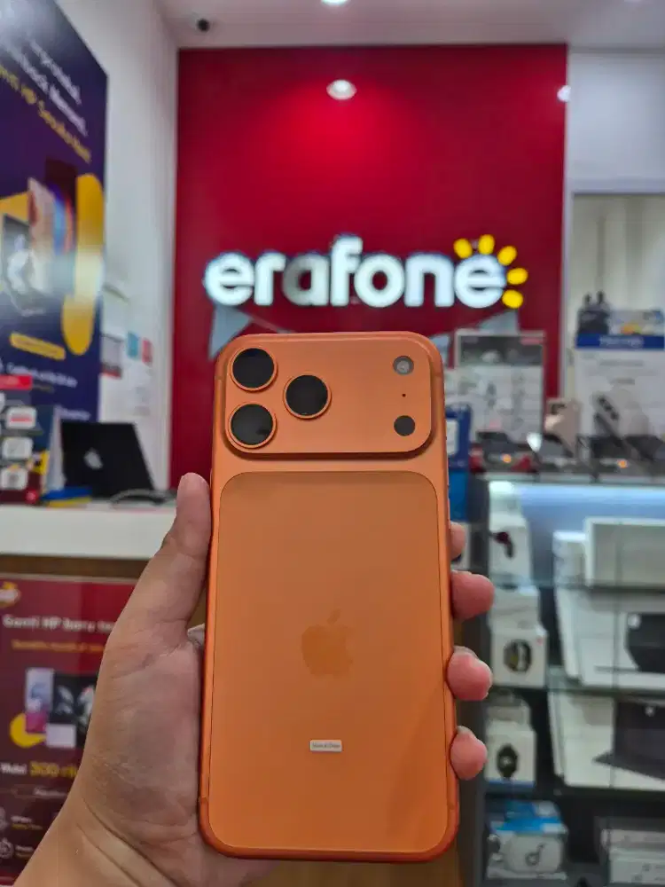 New iPhone 17 Pro Max 256 Cosmic Orange