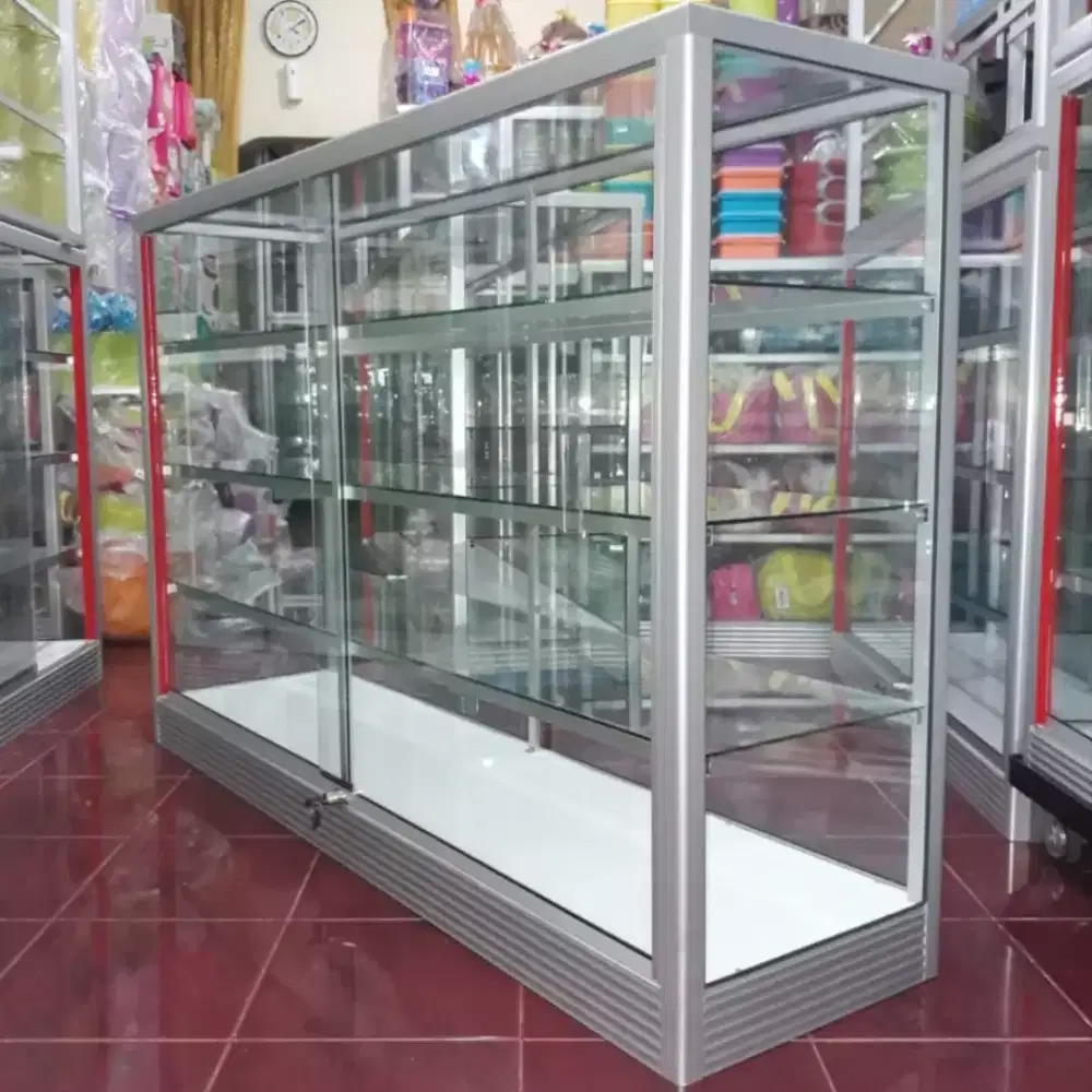 ETALASE KACA 1,5M UNTUK PERLENGKAPAN USAHA