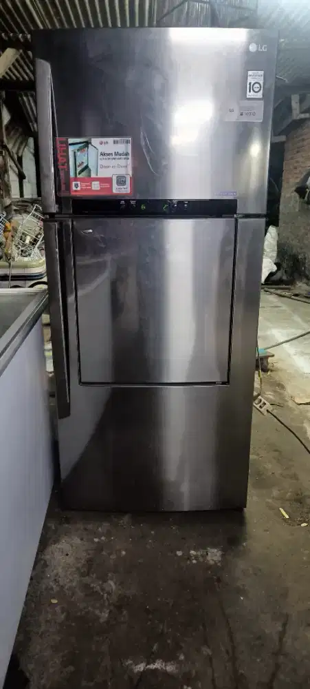 Kulkas 2 pintu jumbo inverter
