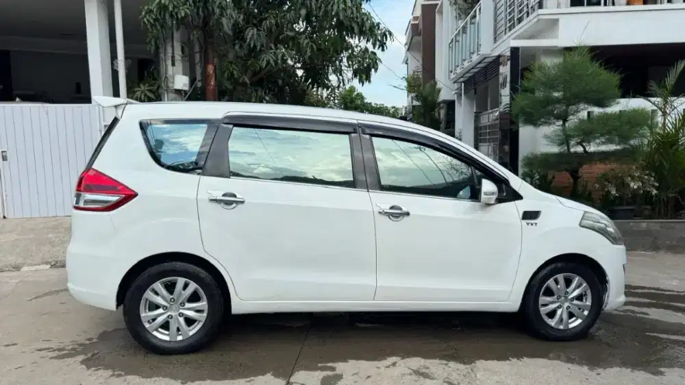 mobil suzuki ertiga gl metic pjk on