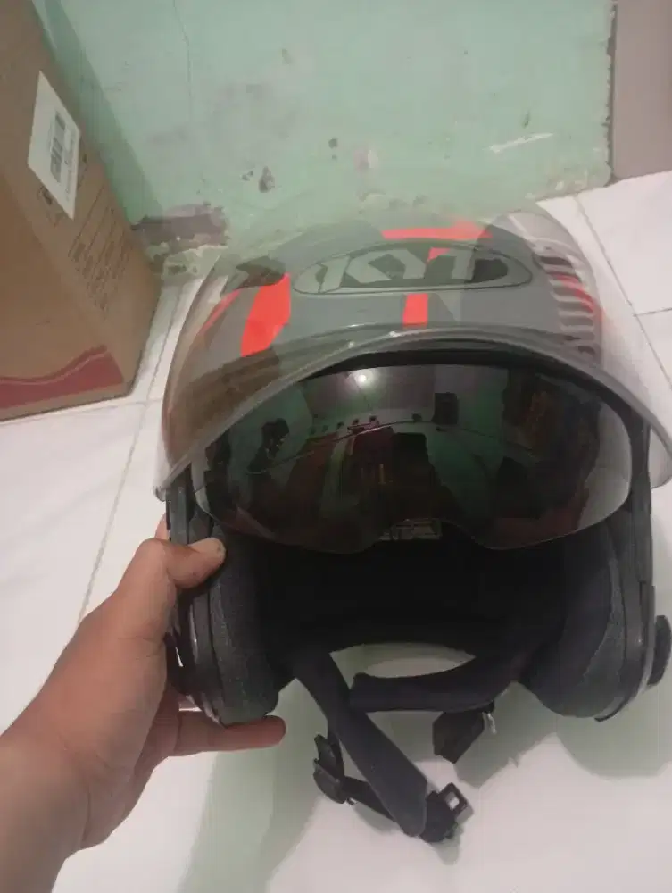 Helm kyt double visor