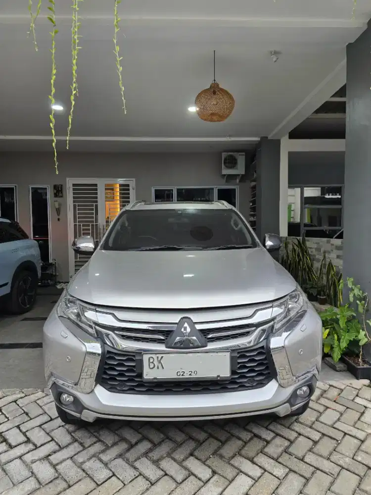 Mitsubishi Pajero Sport Dakar