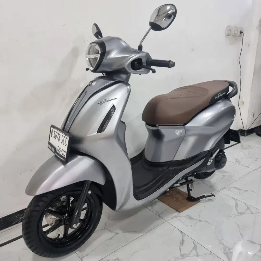 Yamaha New Grand Filano Lux 125 Keyless 2025 bln 5 KM 3 RB Dp 1 jt