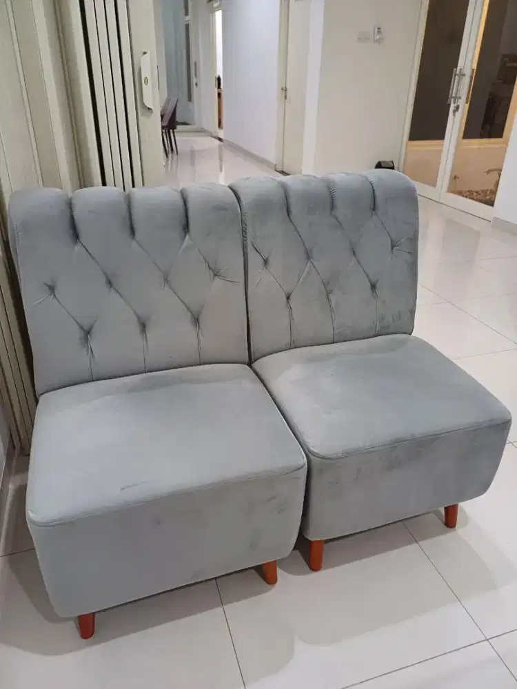 Kursi Sofa 1-Seater Warna Abu (2pcs)