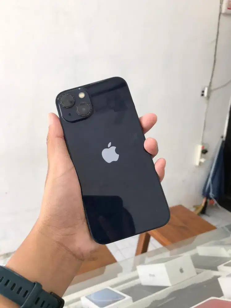 Dijual iPhone 13 128Gb Midnight