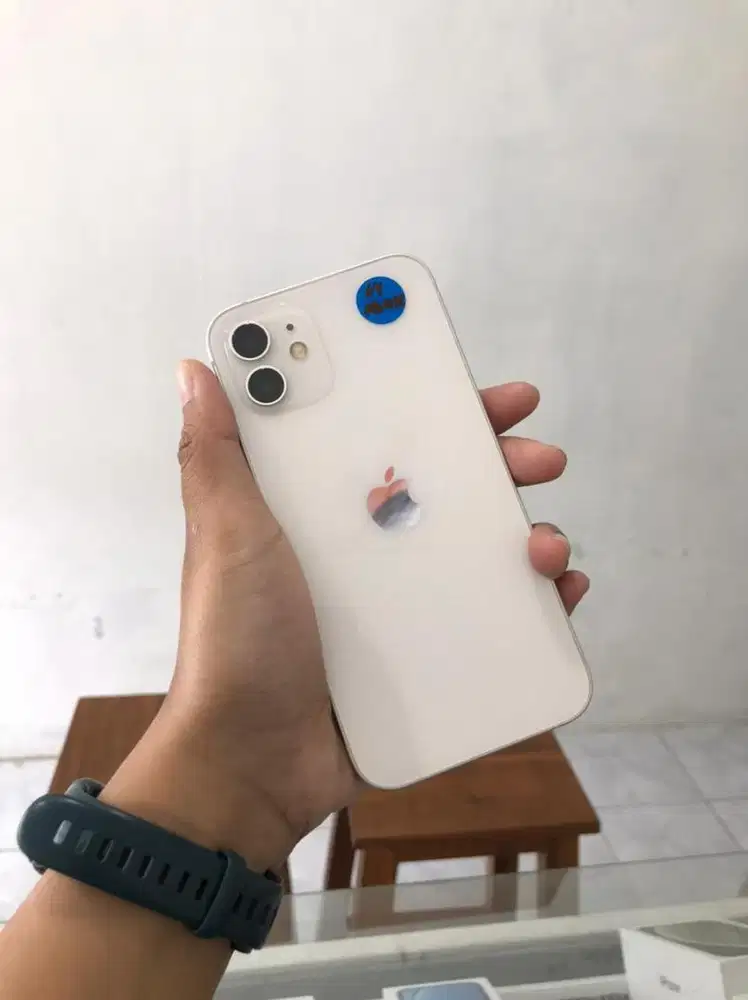 Dijual iPhone 12 64Gb iBox