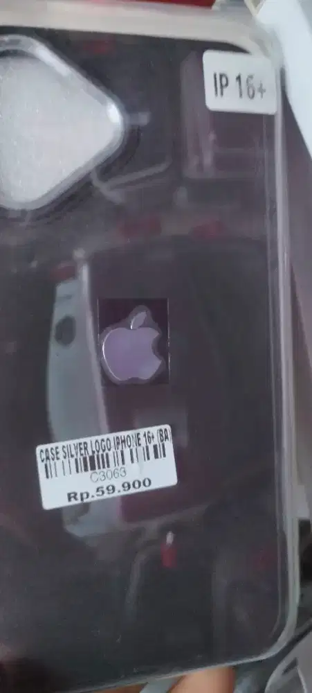 CASE SILVER LOGO IPHONE 16+