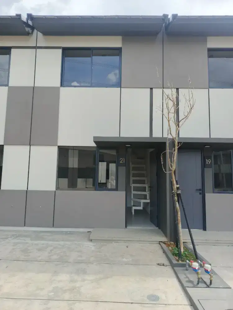 Disewakan Rumah Pribadi – Cluster XYZ Trail Park, Serpong