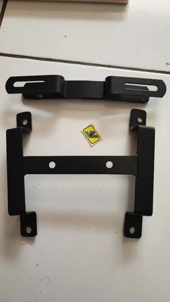 Bracket plat nomor jidat ADV 160 AF Moto dan tanpa merk