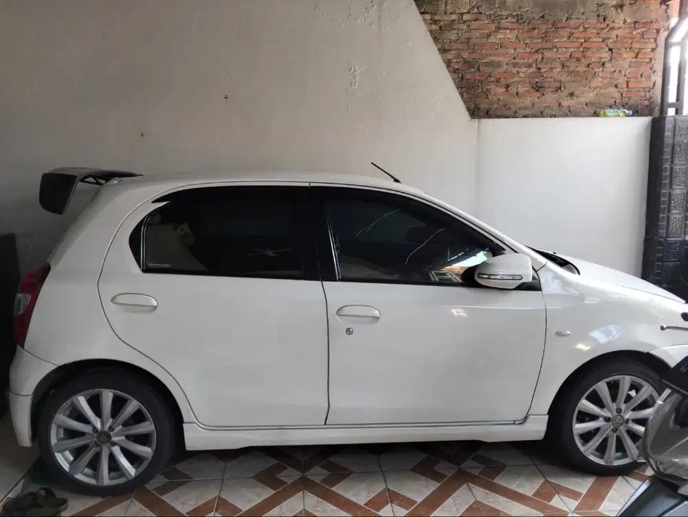 Jual Toyota etios Type G 2013