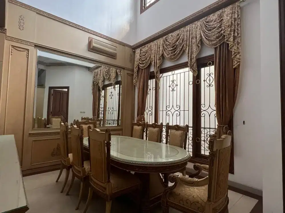 Dijual / Disewakan Rumah di Walet PIK