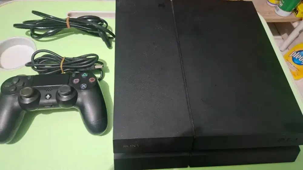 Playstation 4 atau PS 4