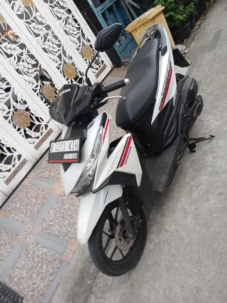 Honda Vario LED 125 2018 ss lengkap mesin bagus plat Bekasi Kota