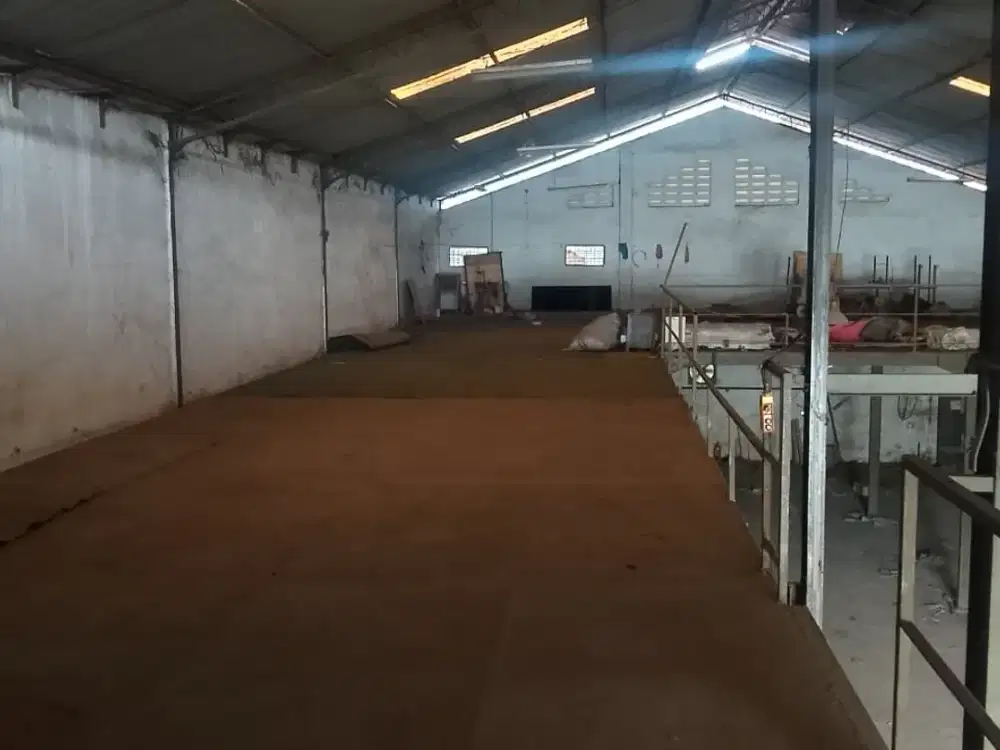 NEGO SAMPAI DEAL Gudang Akses Container di Pergudangan 75 Benda Tangerang