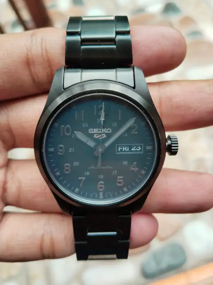 Seiko 5 Sports SRPJ09K1 Automatic Black Dial