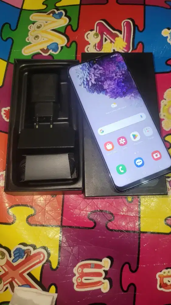 Samsung s20 5G 8/128