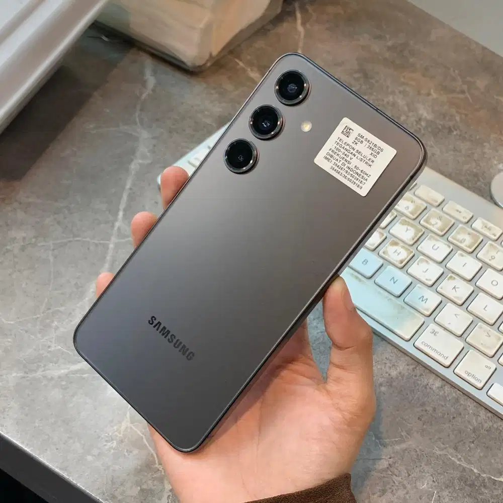 Samsung S24 5G 8/256Gb Black Resmi