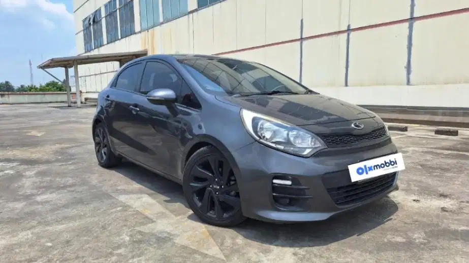 PROMO Low Angsuran Kia Rio 1.4 Bensin-AT 2015 1EJ