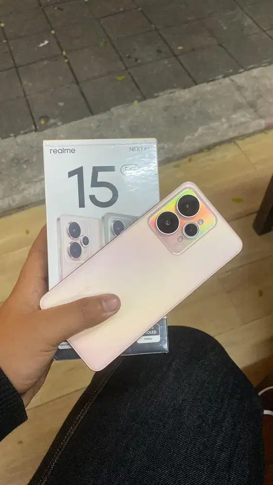 realme 15 5g 12/256