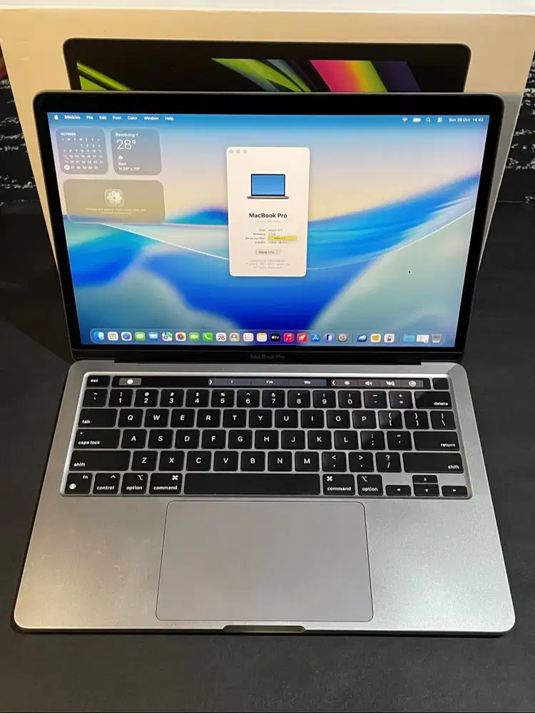 MacBook Pro 13 Inci 2022 M2 8gb 512gb Fullset Original