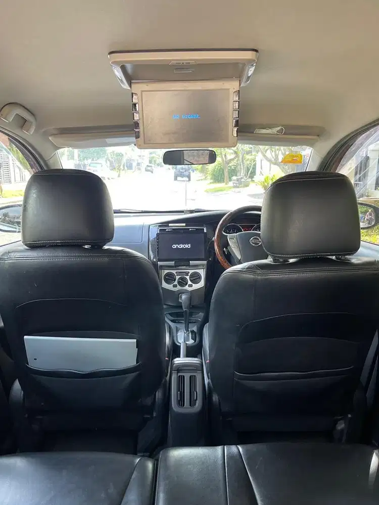 Dijual mobil Grand livina