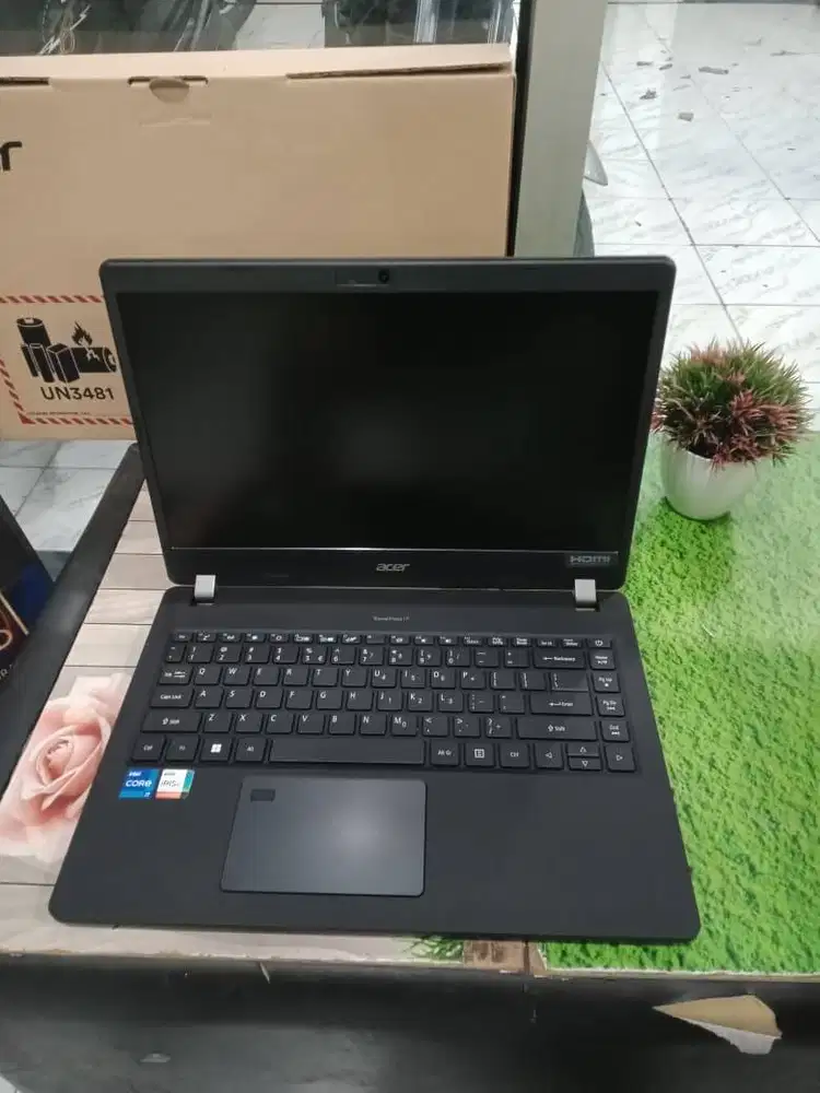 Laptop Premium ACER i7-1165G7. RAM 8GB SSD 1TB. Cocok Editing/Desain.