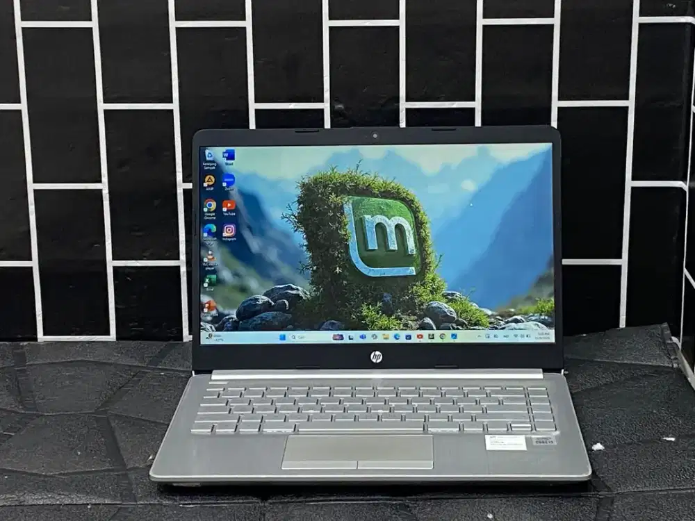 LAPTOP HP 14s-cf3xxx i3-1005G1 Ram 8GB SSD 256GB