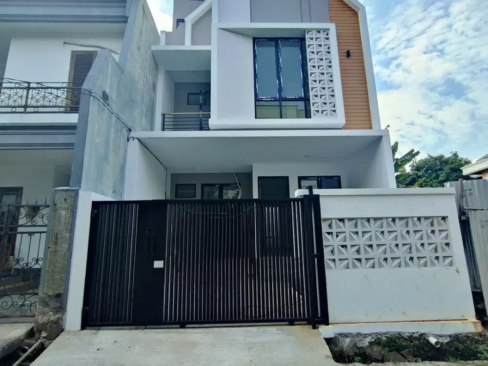 Rumah baru siap huni di komplek pondok bambu jakarta timur