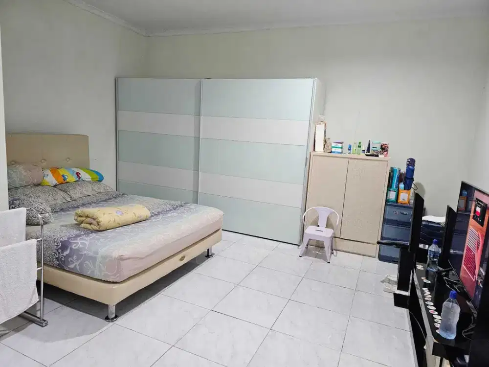 Rumah Citra 2 Extension 2,5 Lt Semi Furnish di Jakarta Barat