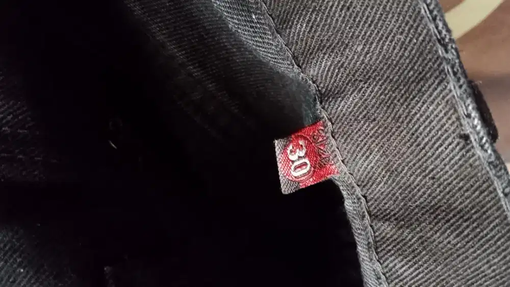 Jeans pria hitam premium