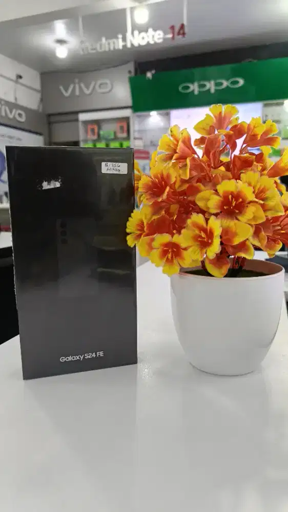 Samsung S24 FE ram 7 JT an aja potongan 2.5 Juta  cicilan 800 ribuan